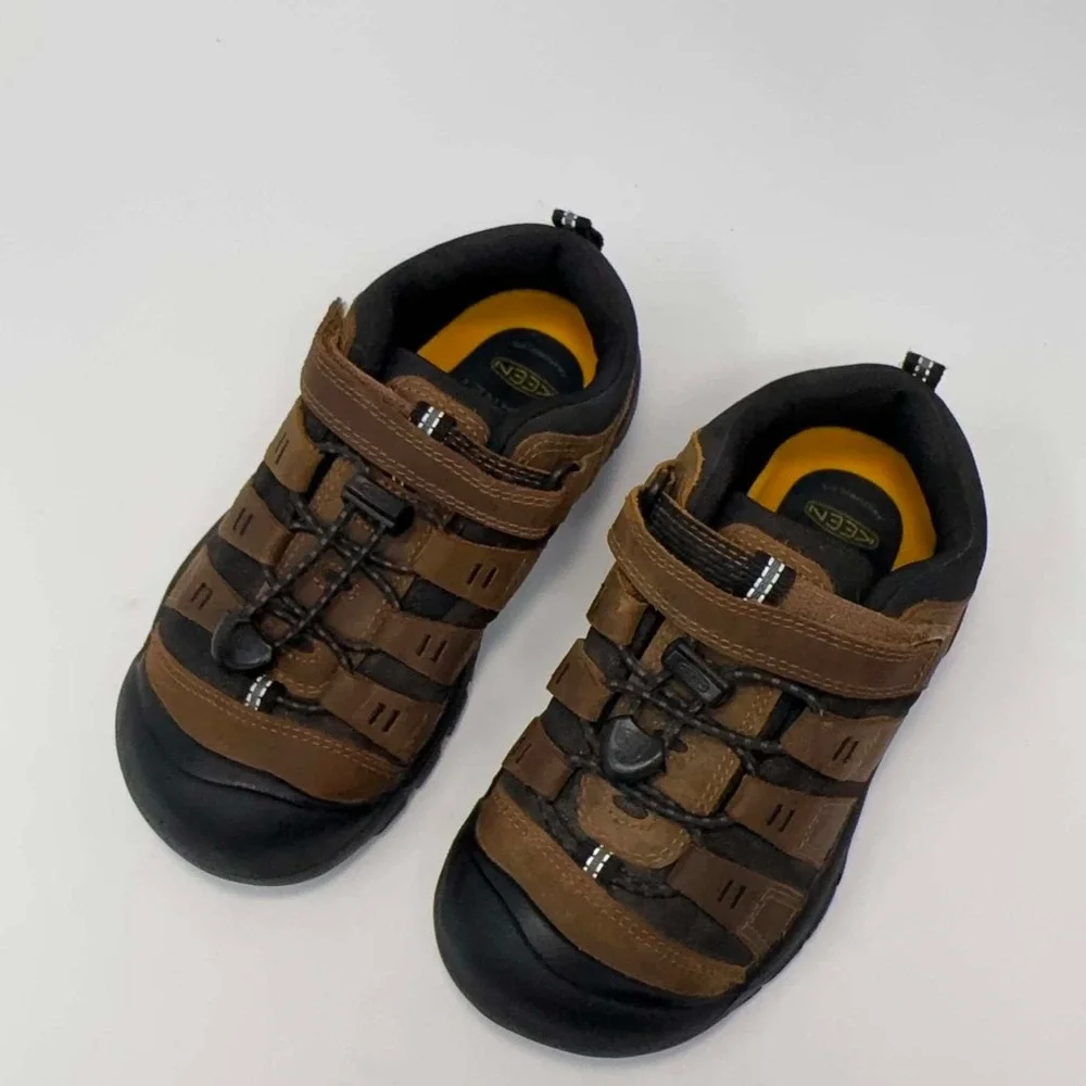 KEEN Newport Neo H2 Youth Size 13 Brown Closed Toe Water Sandals Hiking Shoes